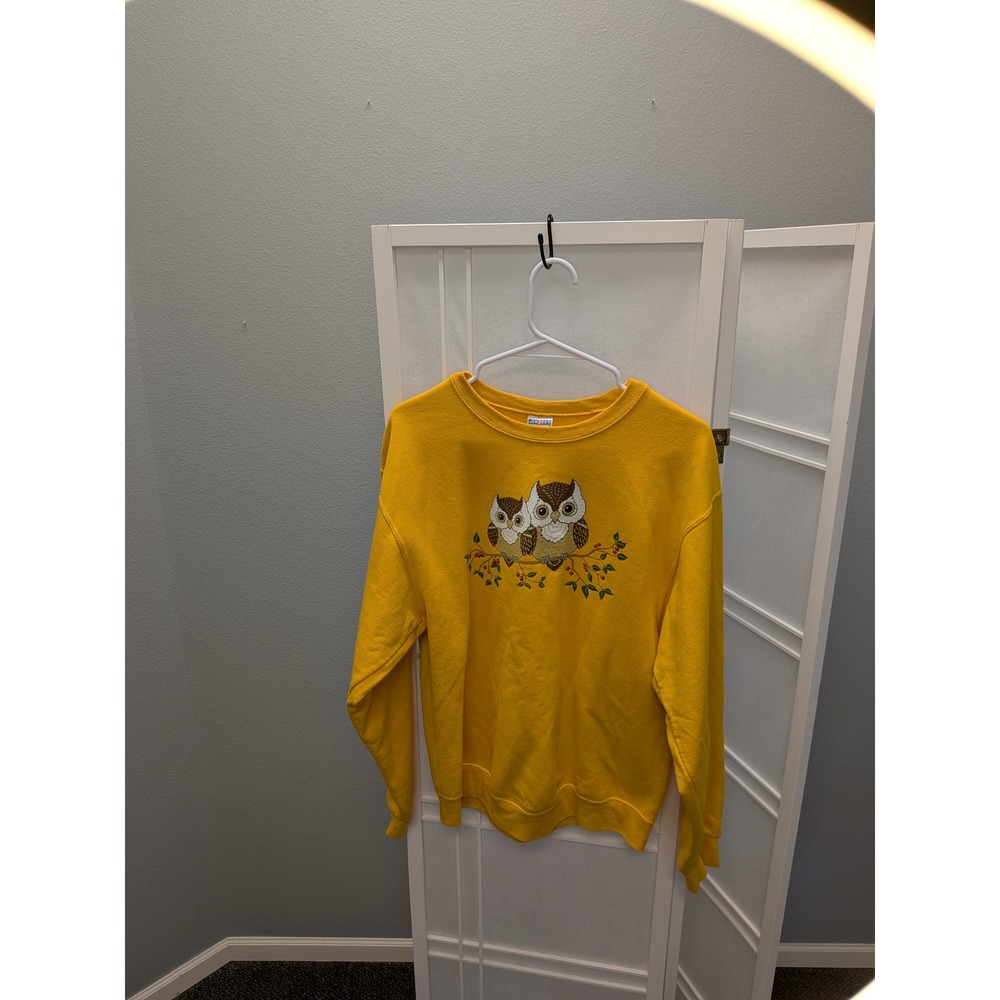 Vintage Jerzees NuBlend Owl Graphic Sweatshirt Yellow Crewneck Mens Medium